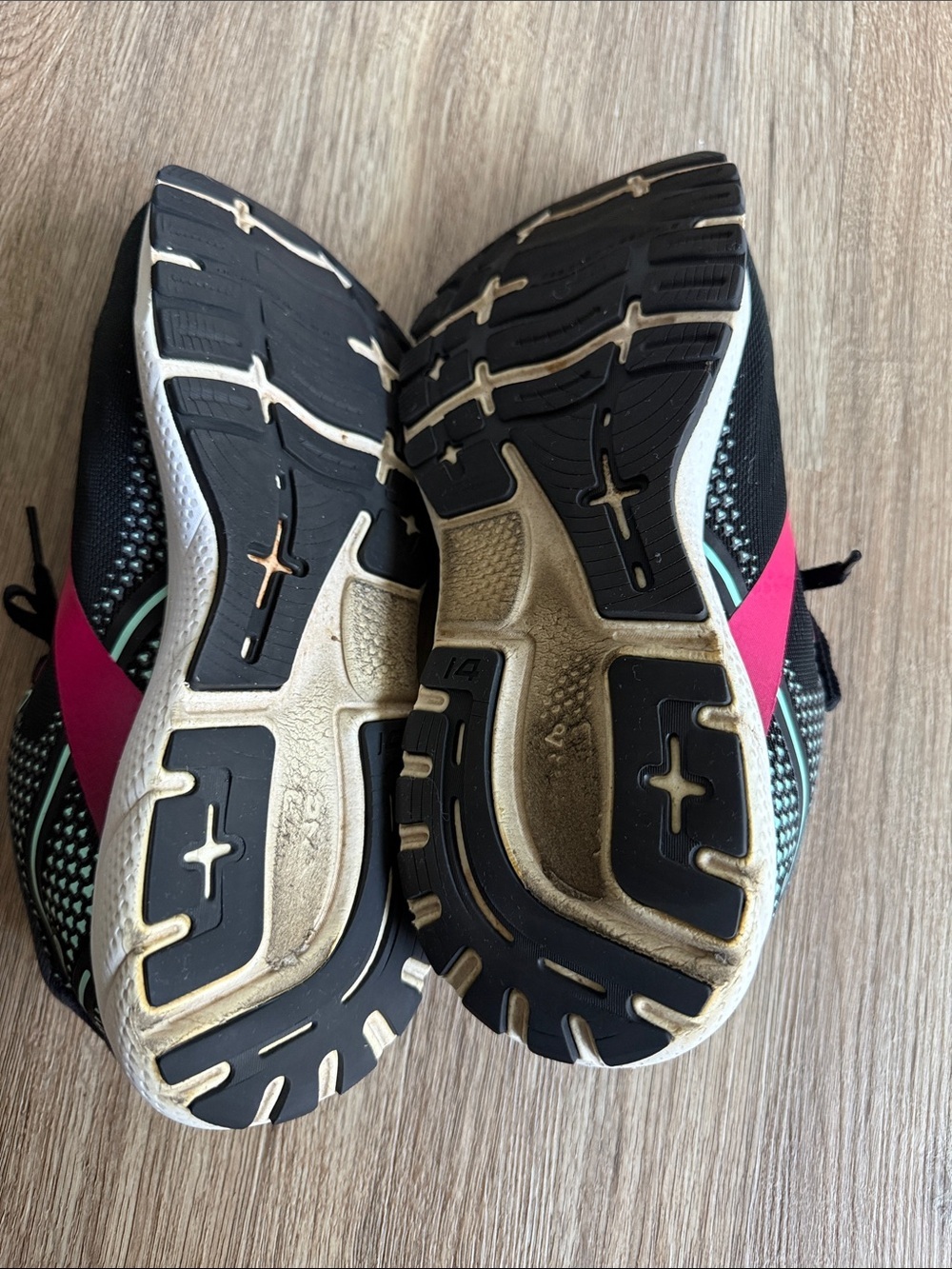 Brooks Ghost 14 Women’s Black and Pink Athletic Running Sneakers w/ Teal Size 9 - Picture 9 of 11